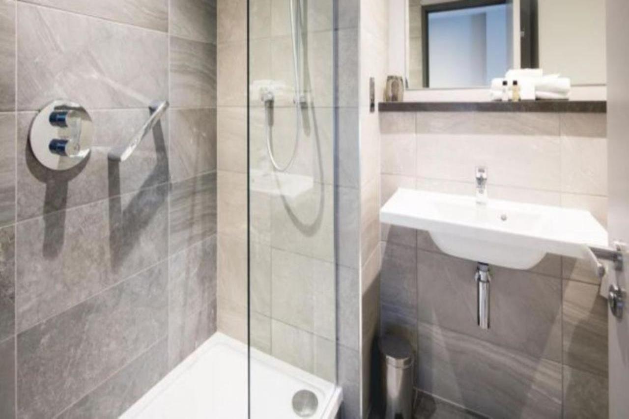 Clayton Hotel Glasgow City Экстерьер фото